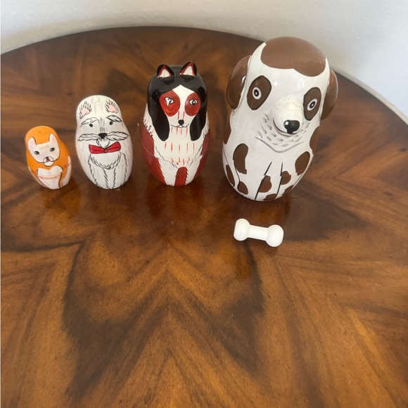 Animal Dog Russian Nesting Dolls Set
Matryoshka Babushka Dogs - Picture 2 of 12